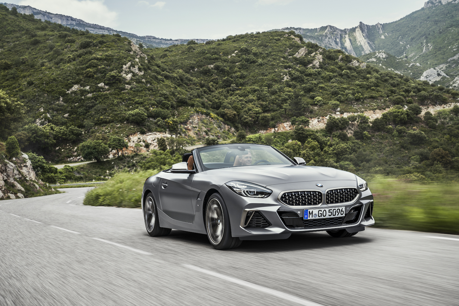 P90318614 highres the new bmw z4 roads